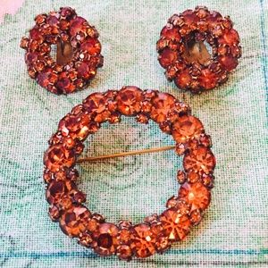Vintage Jewelry - Gemstone brooch w/ matching clip earrings, vintage Vintage Jewelry - Gemstone brooch w/ matching clip earrings, vintage